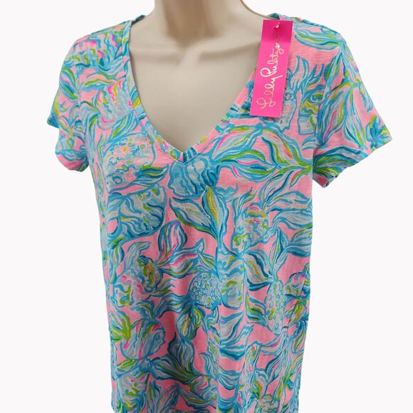 Lilly Pulitzer Etta V-Neck Tee Women’s XS Pelican Pink Fish Print Cotton NEW - Picture 6 of 7